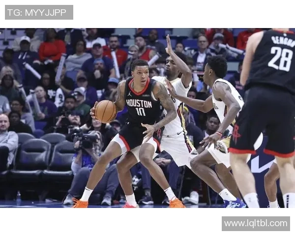 小贾巴里史密斯新赛季展望：潜力无限的篮球新星崛起之路